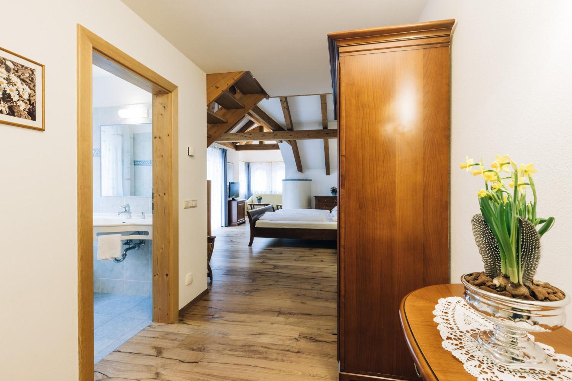 Hotel Tenz Montagna Esterno foto